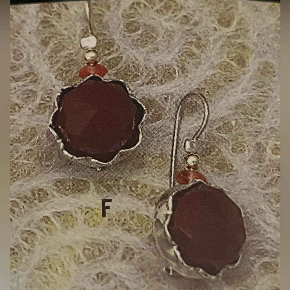 Silpada Sterling Silver and Carnelian
Earrings. - Picture 5 of 8